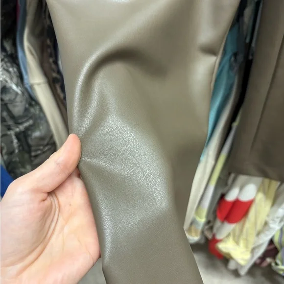 The Collette Cropped wide leg by Maeve - Picture 3 of 6